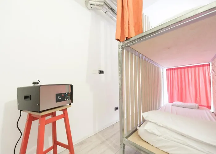 Dopa Hostel